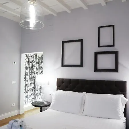 Art Black & White Apartment *