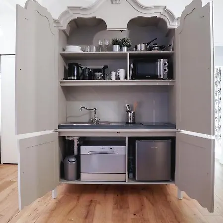 Art Black & White Apartment