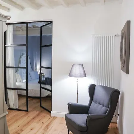 Art Black & White Apartment *